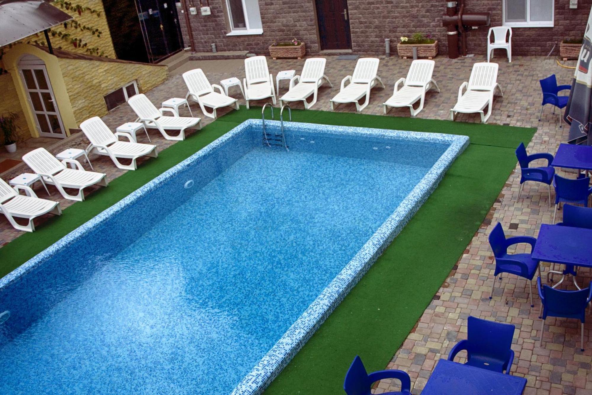 Lolo Hotel Кишинёв Экстерьер фото