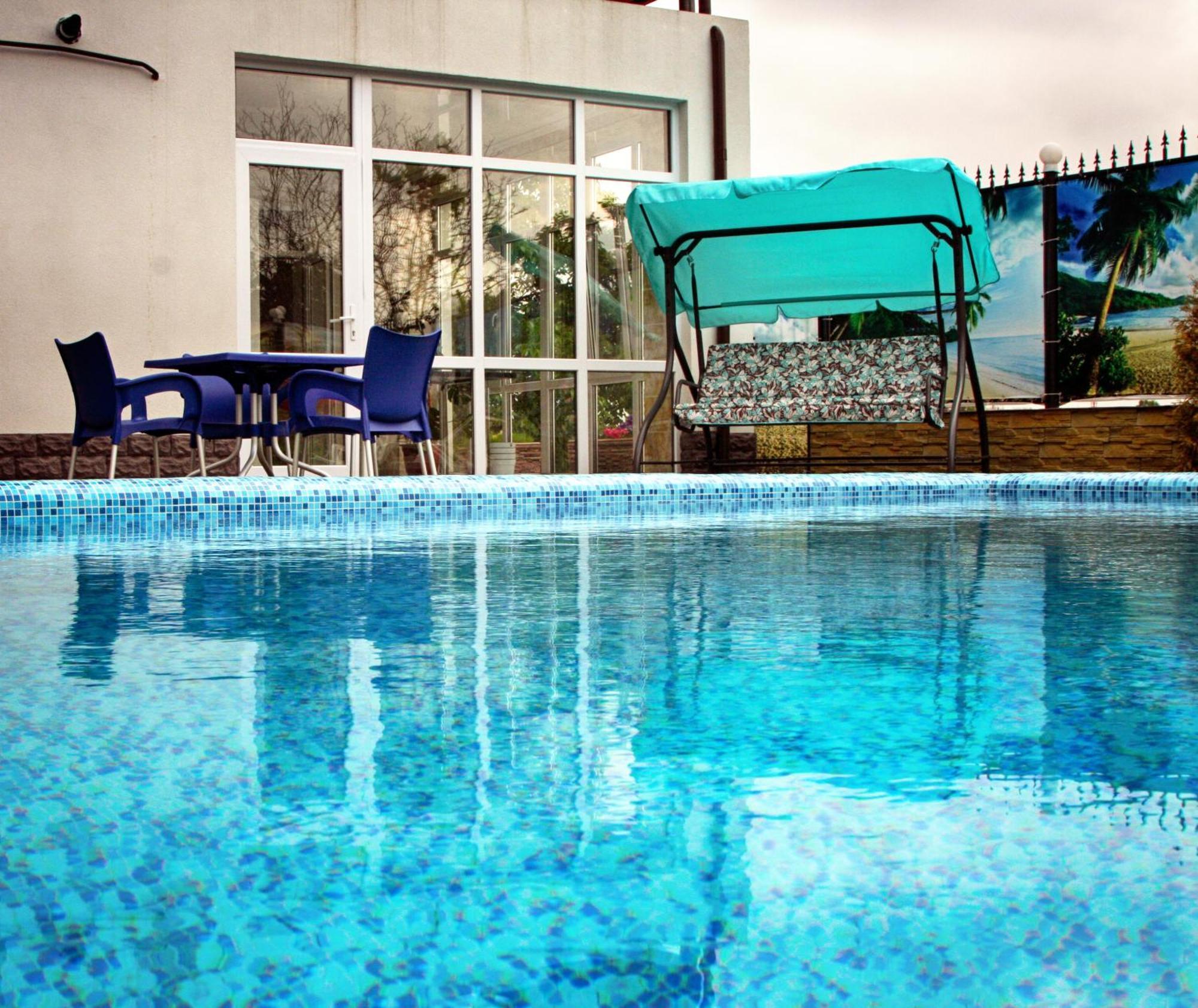 Lolo Hotel Кишинёв Экстерьер фото