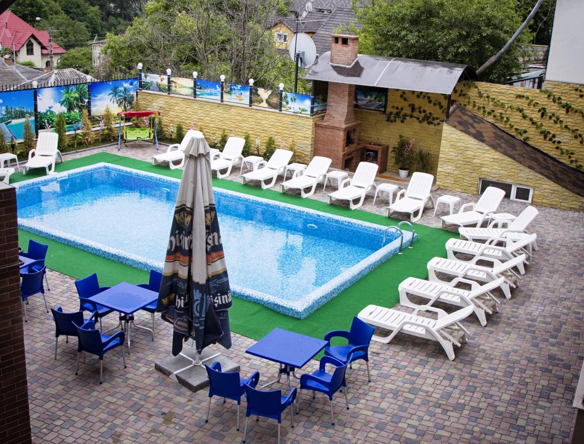 Lolo Hotel Кишинёв Экстерьер фото
